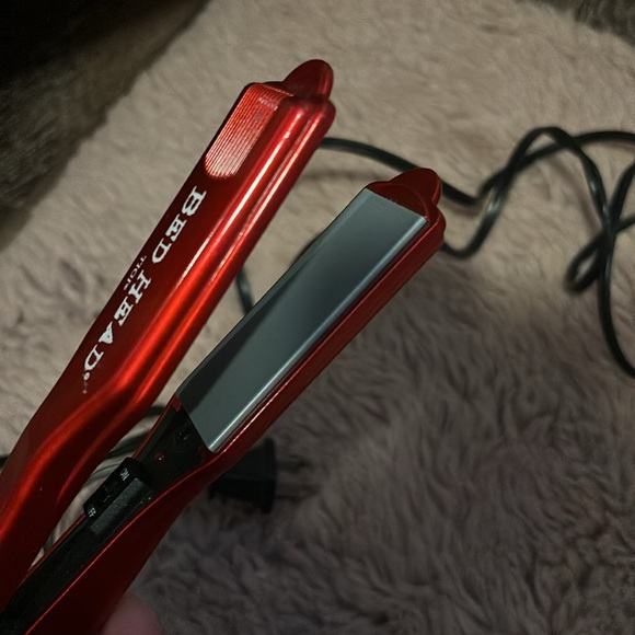 Bed Head Mini Straightener - Picture 3 of 3